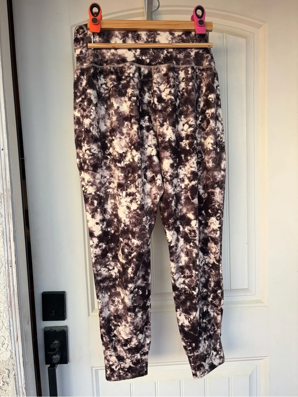 Athleta Tie-Dye Joggers in Black & Cream- size Lg